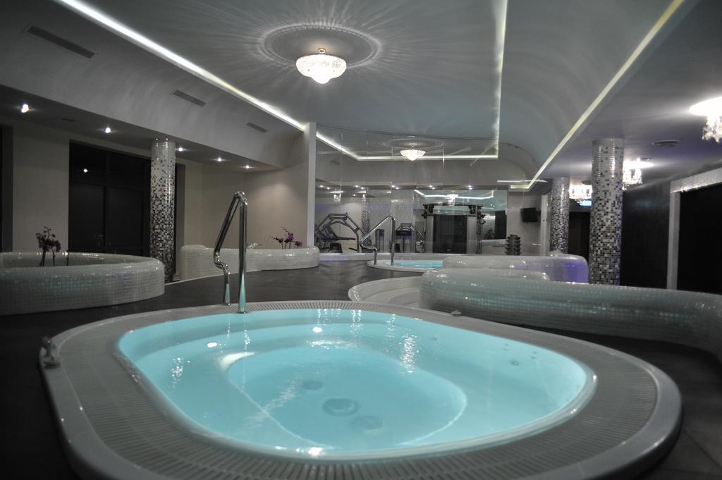 Hotel Starzynski Plock Bagian luar foto