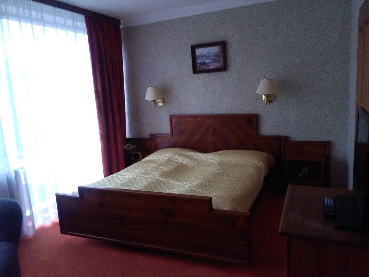 Hotel Starzynski Plock Bagian luar foto