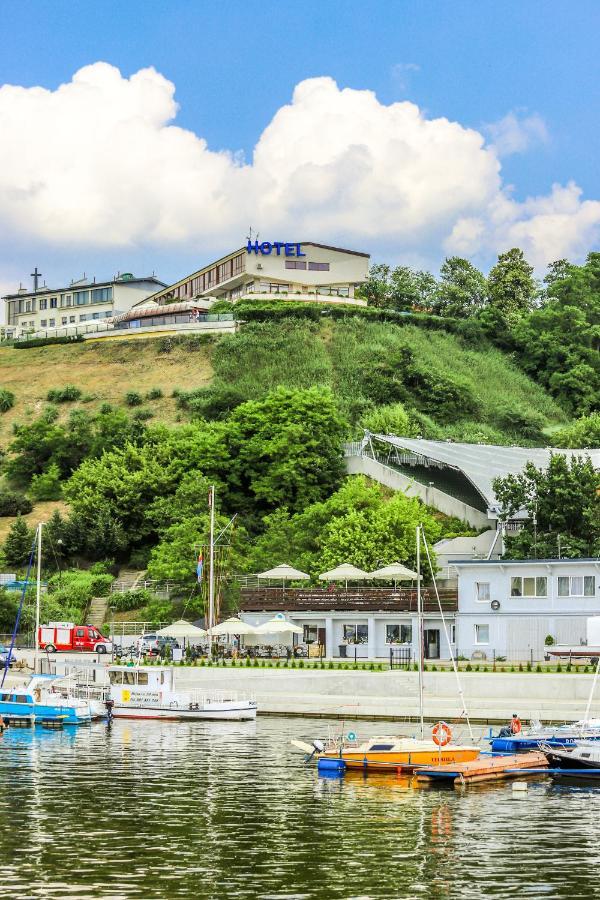 Hotel Starzynski Plock Bagian luar foto