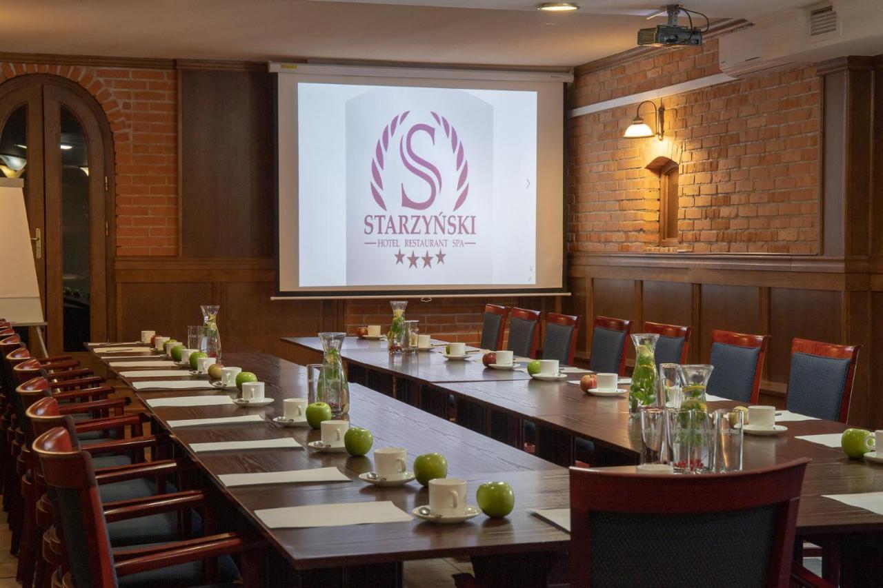Hotel Starzynski Plock Bagian luar foto